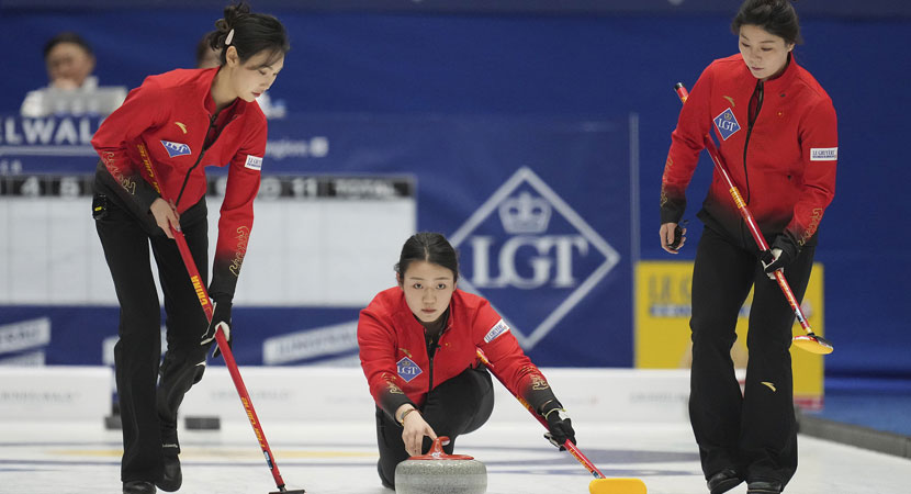 秀山体育场 秀山体育场